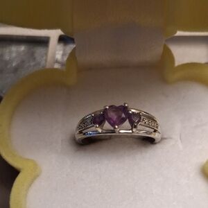 Elegant Silver and Purple Heart Ring